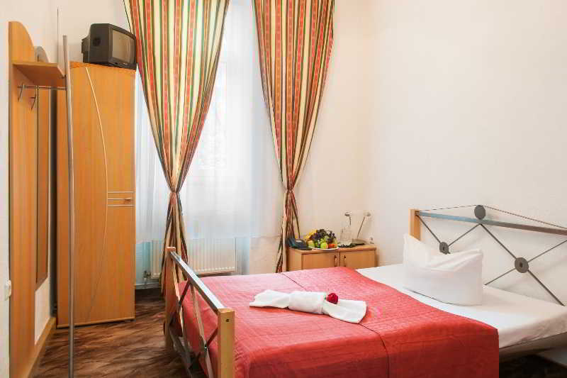 Hotel Bellevue am Kurfürstendamm 14