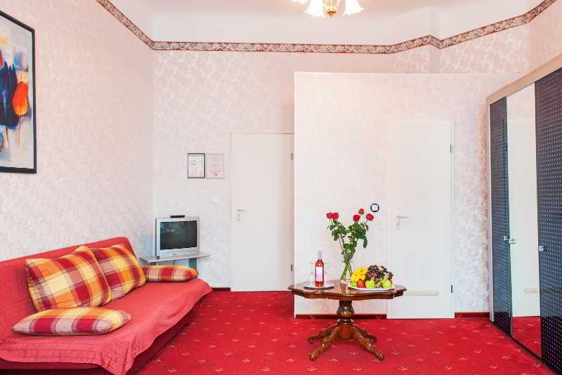 Hotel Bellevue am Kurfürstendamm 19