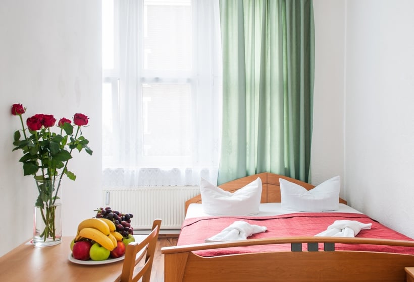 Hotel Bellevue am Kurfürstendamm 7