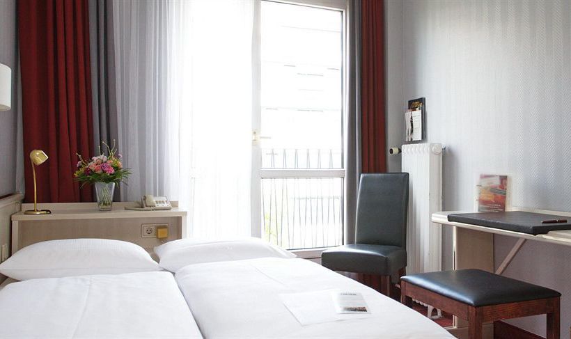 Berlin Plaza Hotel Am Kurfürstendamm 7