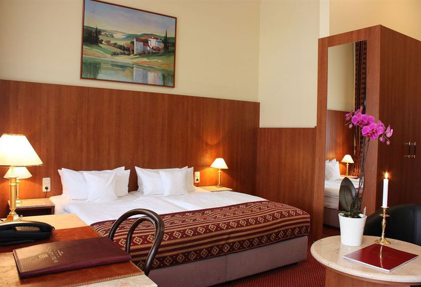 Hotel California am Kurfürstendamm 14