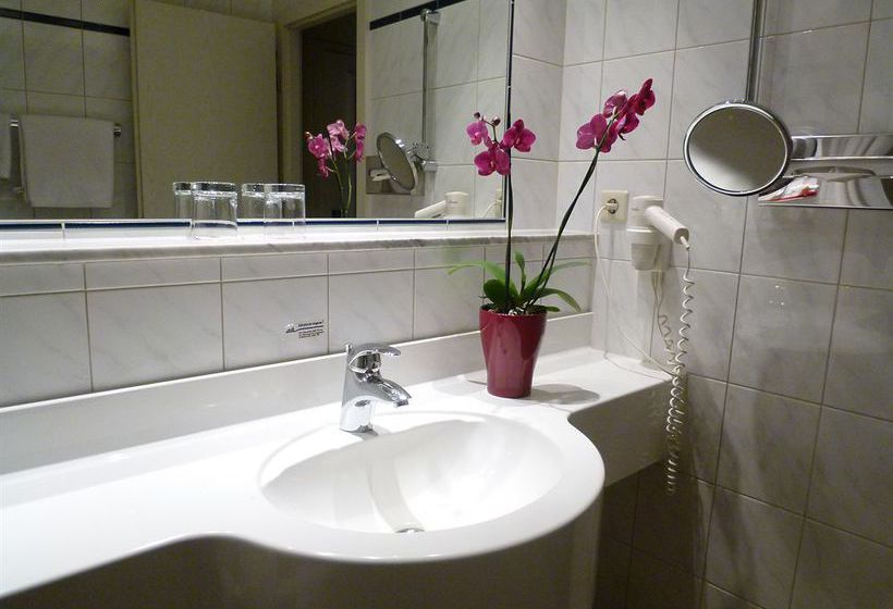 Hotel California am Kurfürstendamm 17