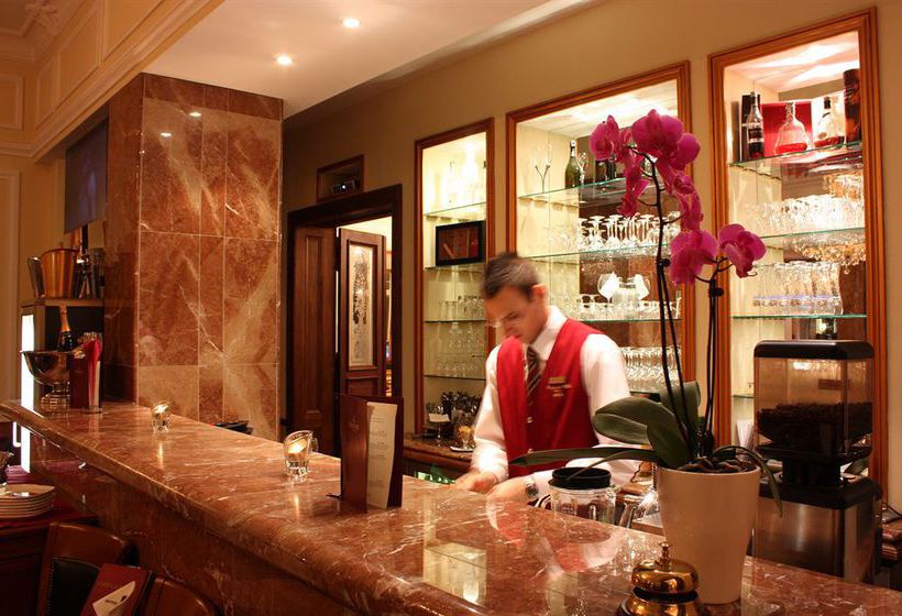 Hotel California am Kurfürstendamm 8