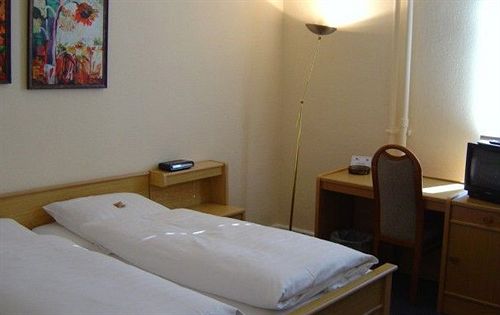 Hotel Kurfürst am Kurfürstendamm 19