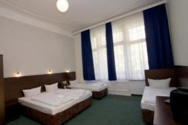 Hotel Arta Lenz 13