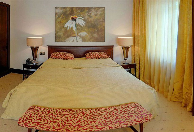 Hotel Villa Kastania 19