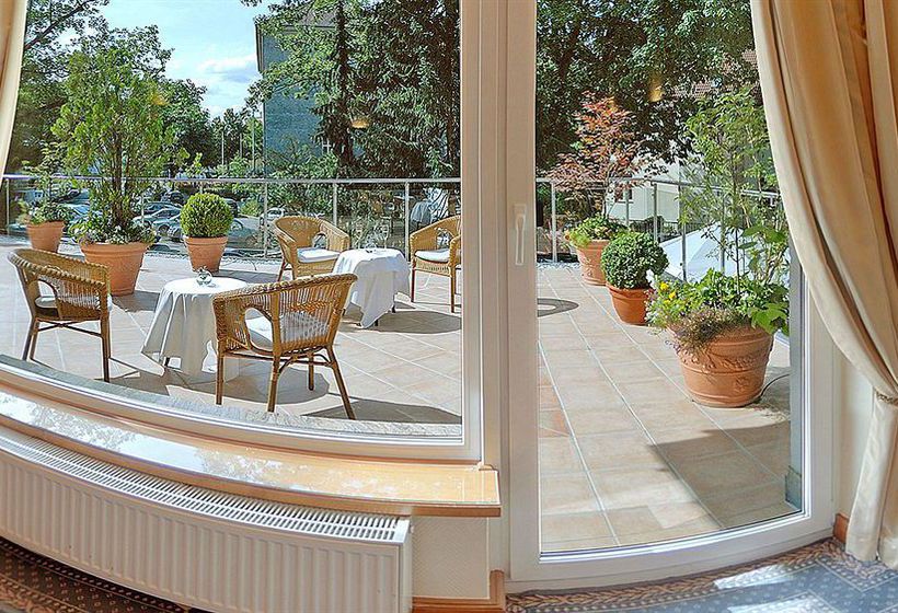 Hotel Villa Kastania 3