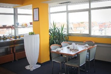 Concorde Hotel Am Studio 4