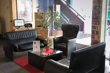 Concorde Hotel Am Studio 8