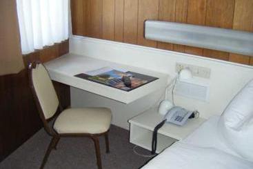 Central-Hotel Tegel 13