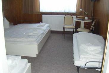 Central-Hotel Tegel 17