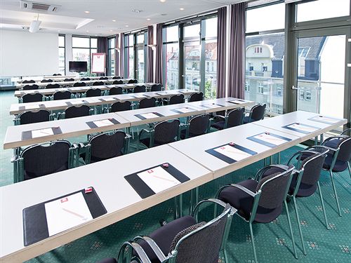 Hotel Leonardo Berlin City West 17