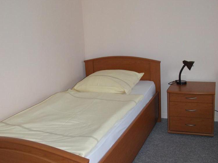 Hotel-pension Hensel Sascha 14