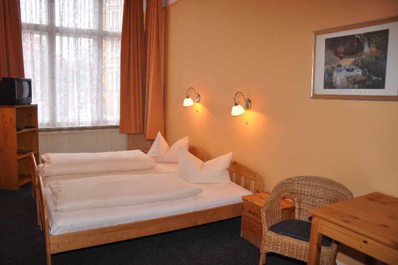 Hotel Am Hermannplatz 3