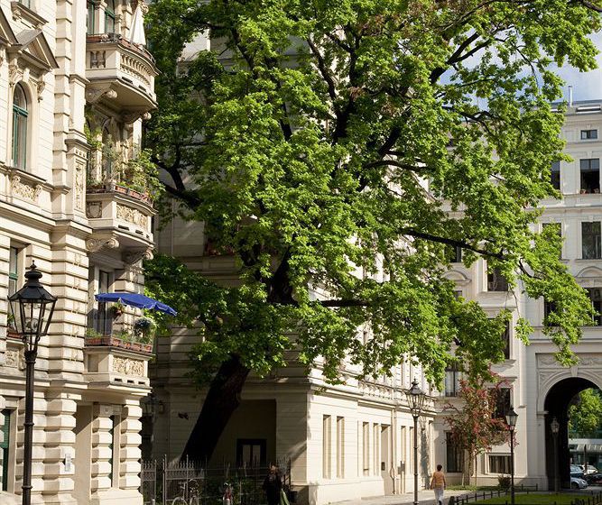 Flair Hotel Riehmers Hofgarten 2