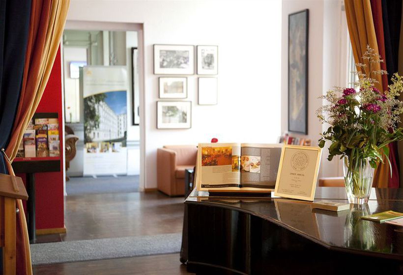 Flair Hotel Riehmers Hofgarten 8