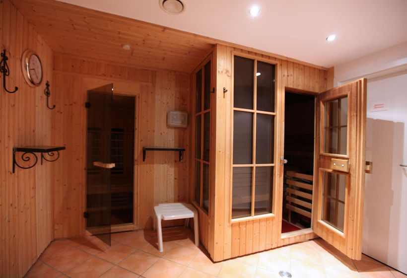 Lindner Hotels & Appartements Feuerschiff 8