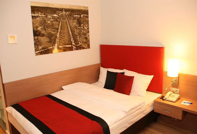 Congress Hotel am Stadtpark 6