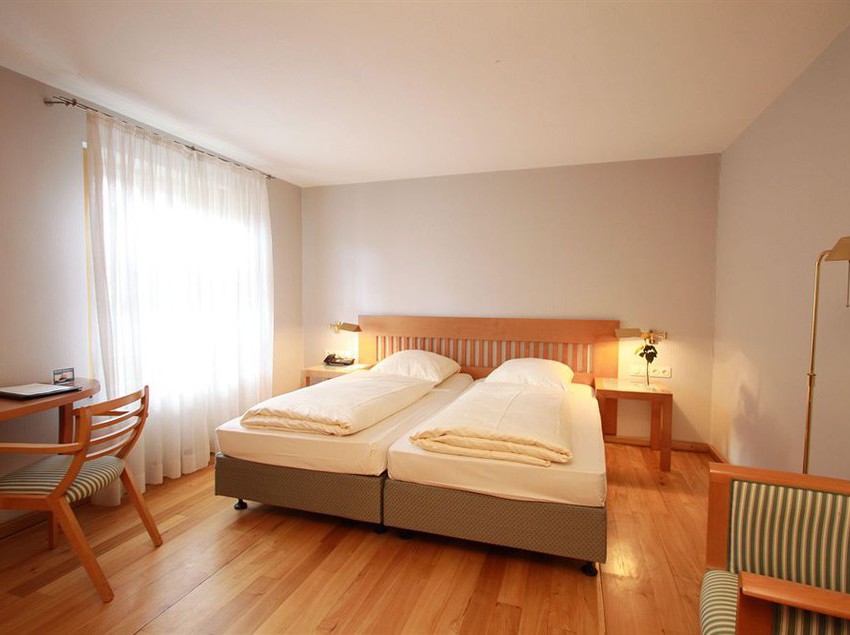 Schlosshotel Bad Wilhelmshöhe 1