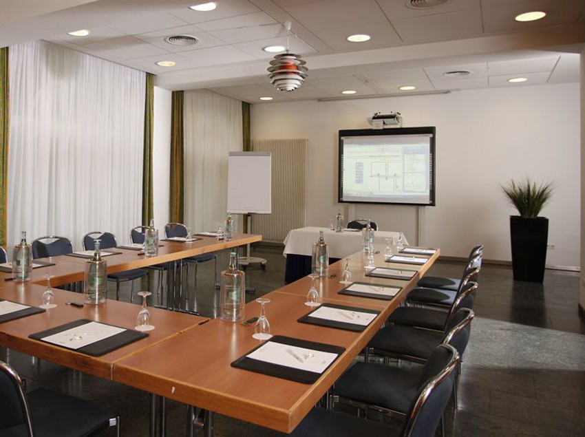 Schlosshotel Bad Wilhelmshöhe 10