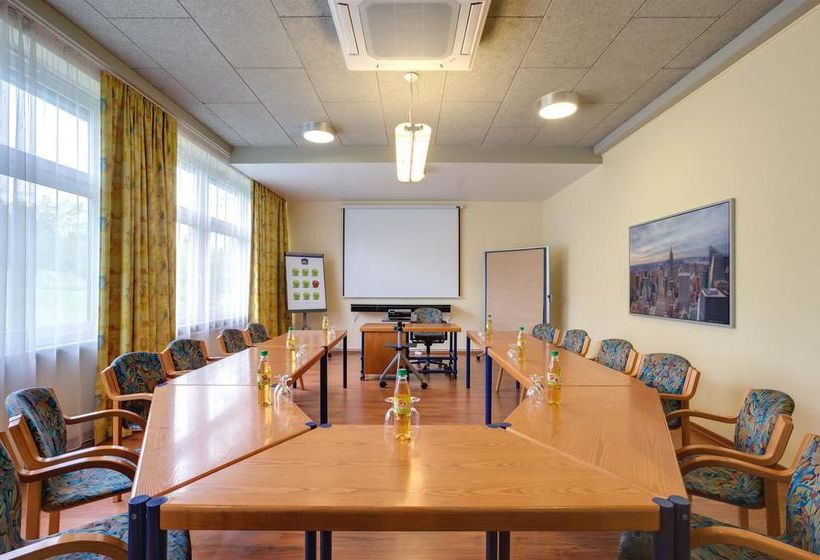 Best Western Hotel Ambassador 8