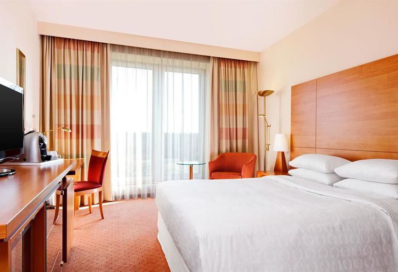 Hotel Sheraton Dusseldorf Airport 1