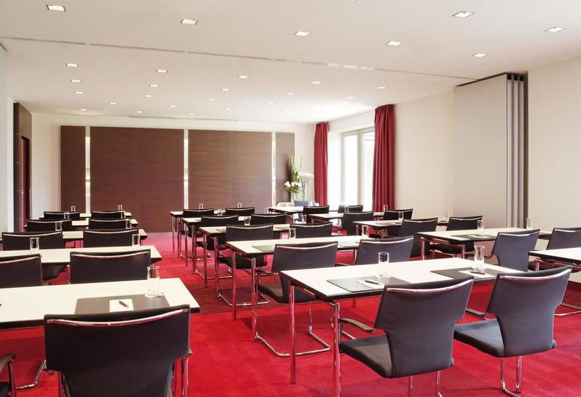 Hotel Sheraton Dusseldorf Airport 9