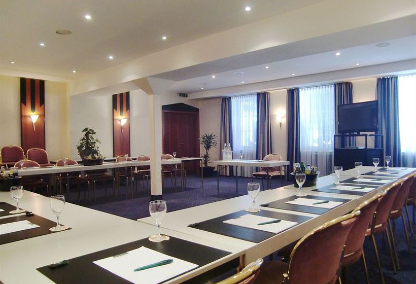 Hotel Centro Esplanade 2