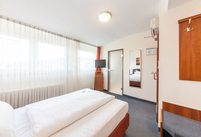 Hotel Novum Business Flora 18