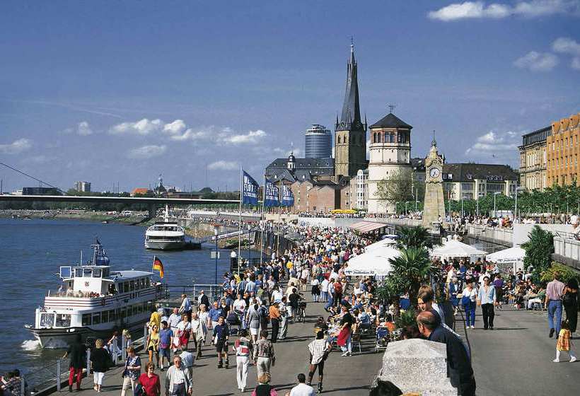 Mercure Hotel Duesseldorf City Center 11