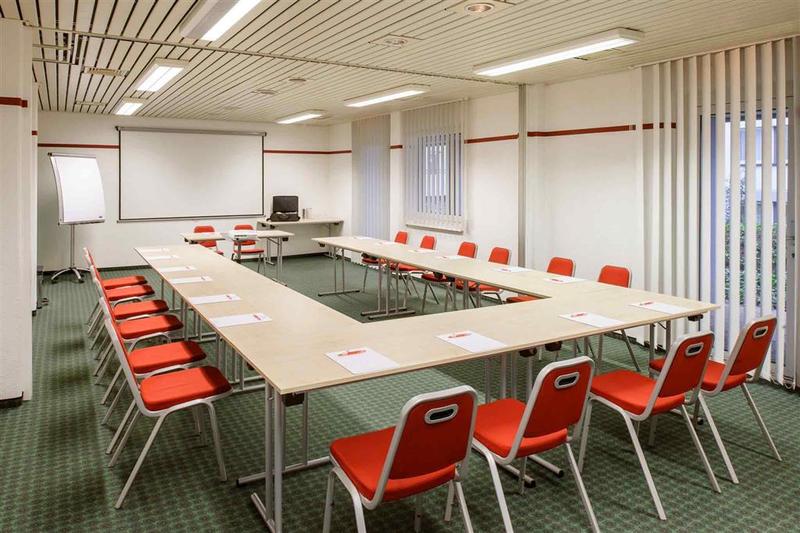 Hotel Ibis Duesseldorf Hauptbahnhof 14