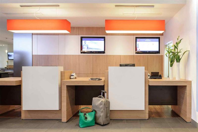 Hotel Ibis Duesseldorf Hauptbahnhof 17