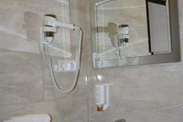 Concorde Hotel Ascot 1