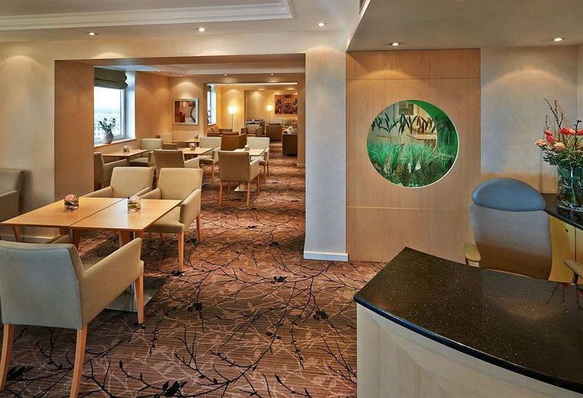 Hotel Hilton Dusseldorf 11