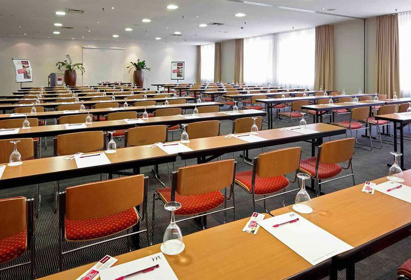 Mercure Hotel Duisburg City 3