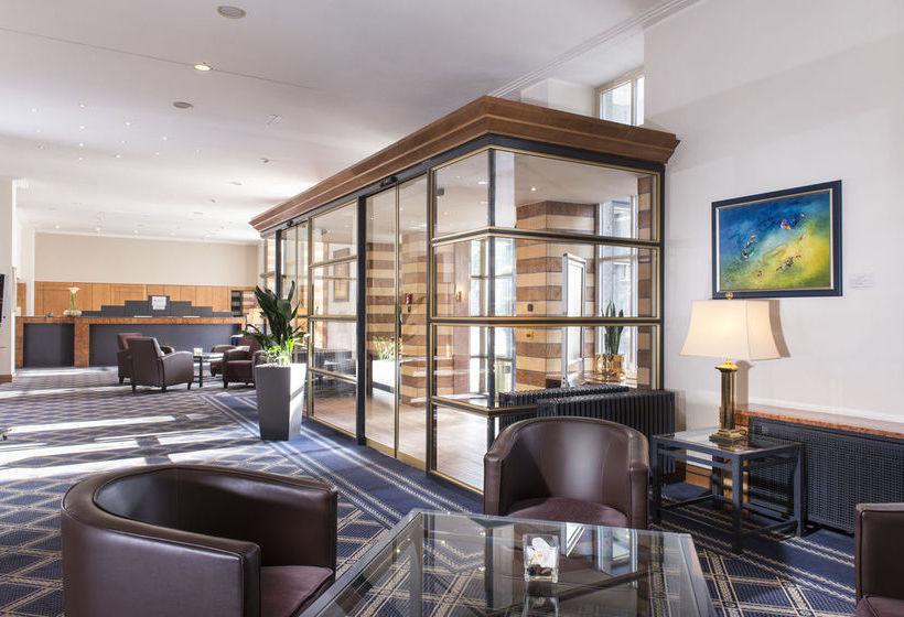 Hotel Wyndham Duisburger Hof 11