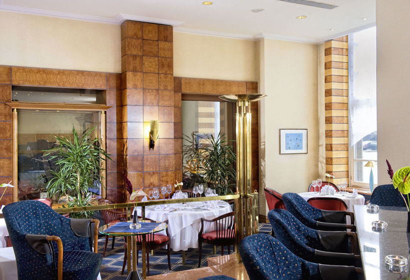 Hotel Wyndham Duisburger Hof 15