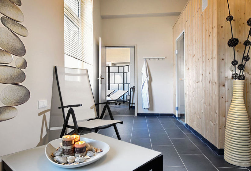 Hotel Wyndham Duisburger Hof 17