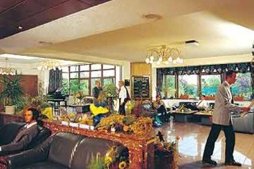 Sport- und Tagungshotel De Poort 2