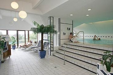 Sport- und Tagungshotel De Poort 6