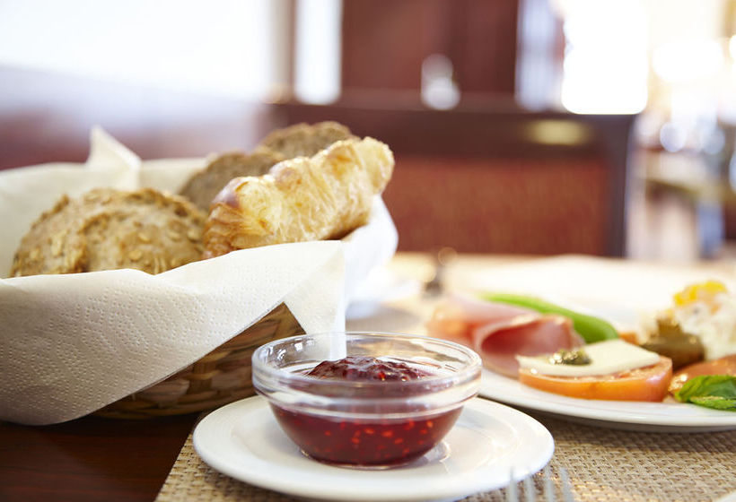 Hotel Golden Tulip Bielefeld City 6