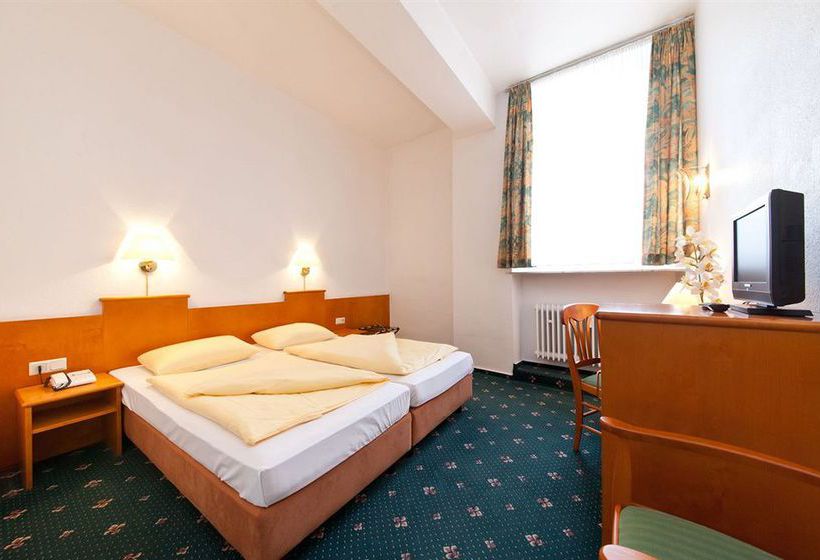 Hotel Ahl Meerkatzen 12