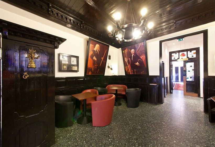 Hotel Ahl Meerkatzen 7