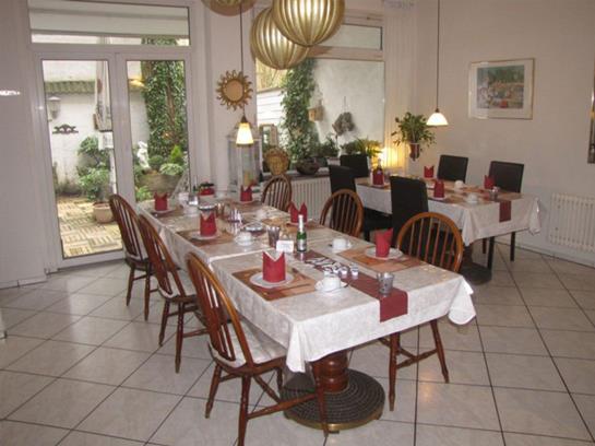 Bestprice Hotel Aachen City 6