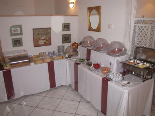 Bestprice Hotel Aachen City 8