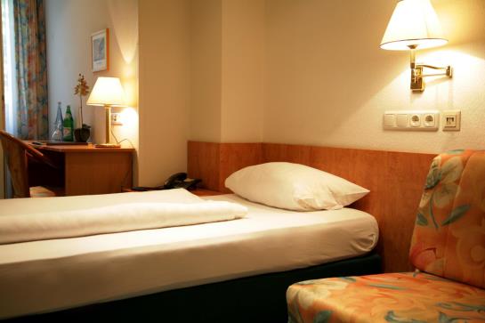 Hotel Mariaweiler Hof 4