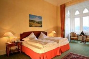 Romantik Hotel Schloss Rheinfels 4