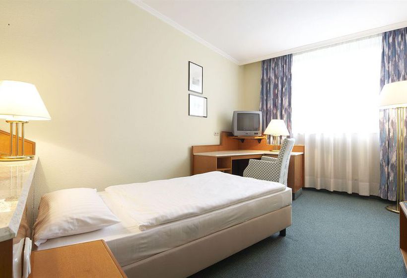 Intercityhotel Wuppertal 10
