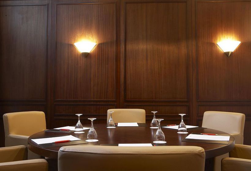 Intercityhotel Wuppertal 15