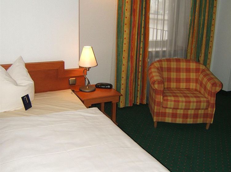 City Hotel Kaiserhof 8